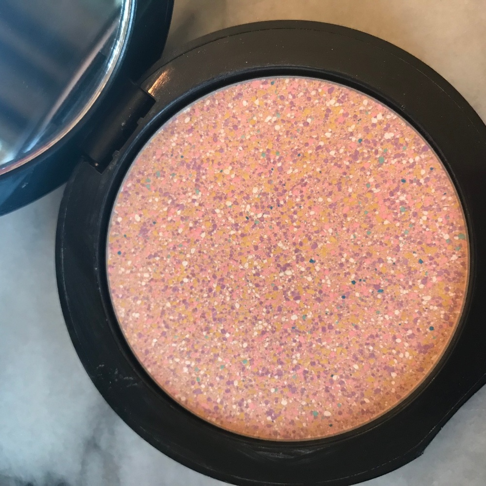 Algenist Reveal  Color Correcting Finishing Powder